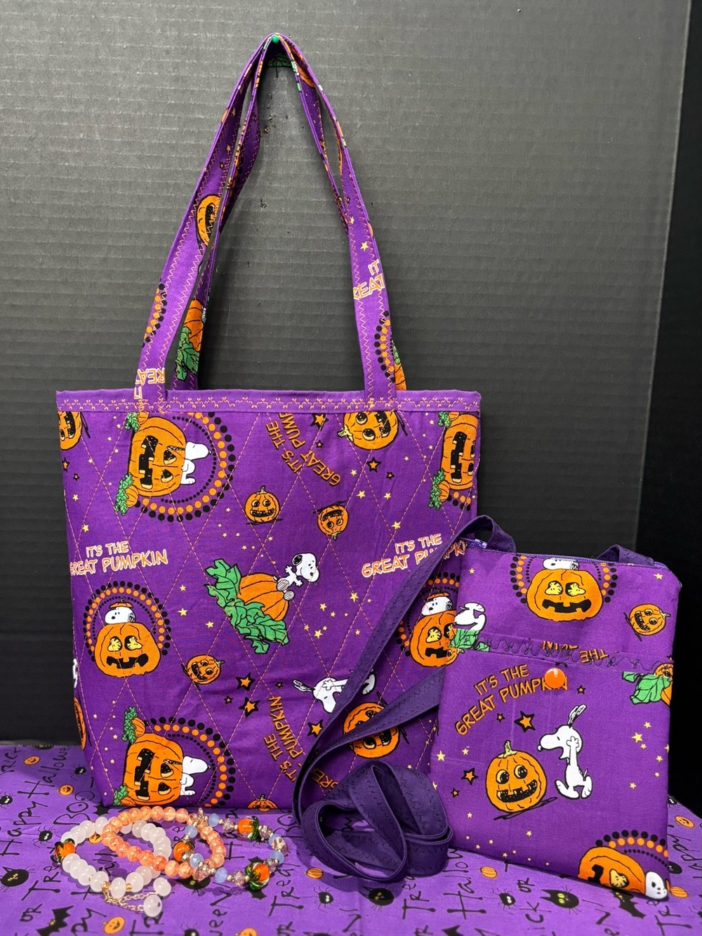 Its A Great Pumpkin Halloween Quilted Small Tote Bag & Phone Pouch w/Bracelets